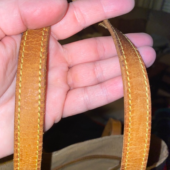 SOLD Louis Vuitton Bucket GM- Monogram - Picture 11 of 16